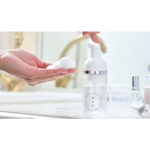 这款「Any定型慕斯」推荐给有烫卷或是每天电棒卷人The Any Shaped Mousse is