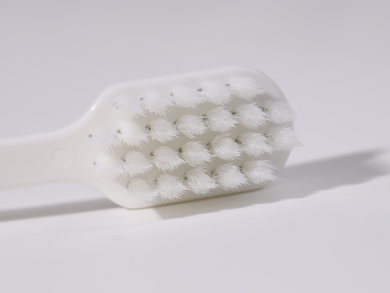 ITO toothbrush HZ81 random colour